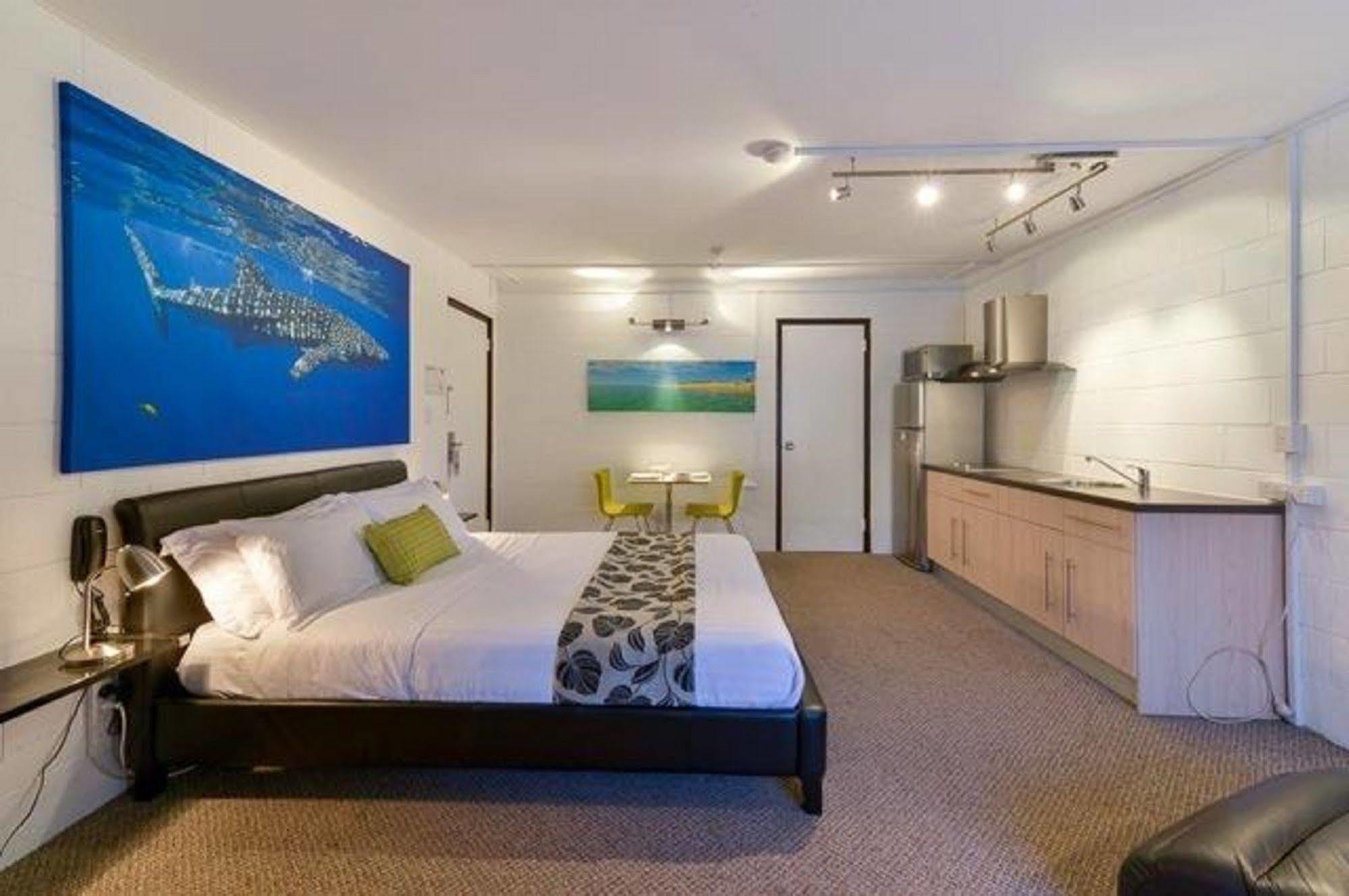 Sea Breeze Resort Exmouth Kültér fotó